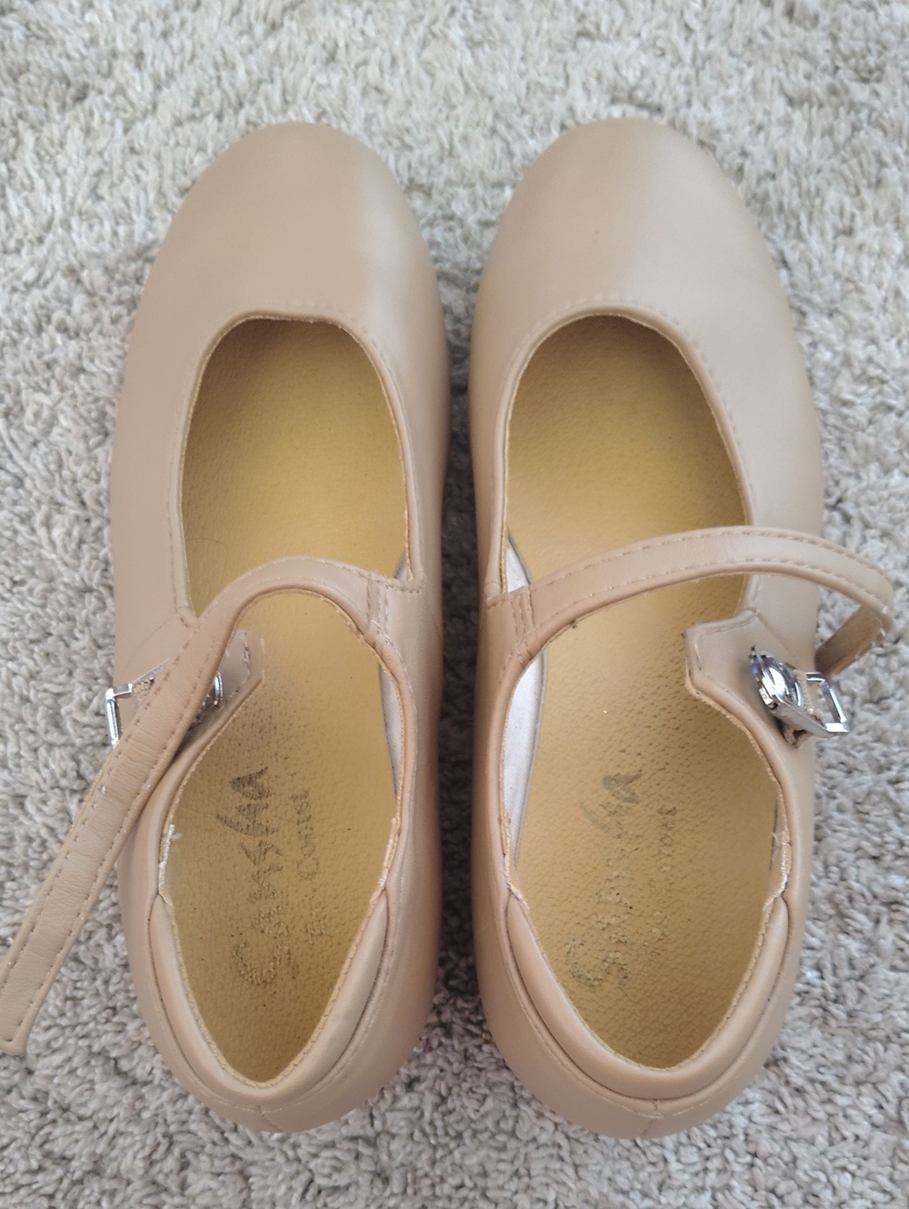 Sansha Tap Shoes, Siza And Width Are Medium